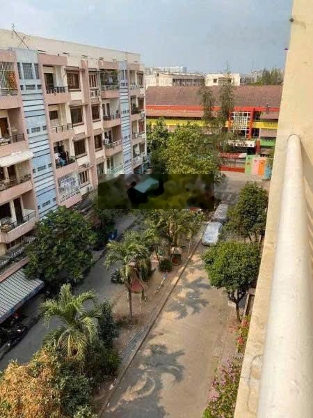 Bán gấp trệt KD CC Tây Thạnh 5 tỷ DTSD 86m2