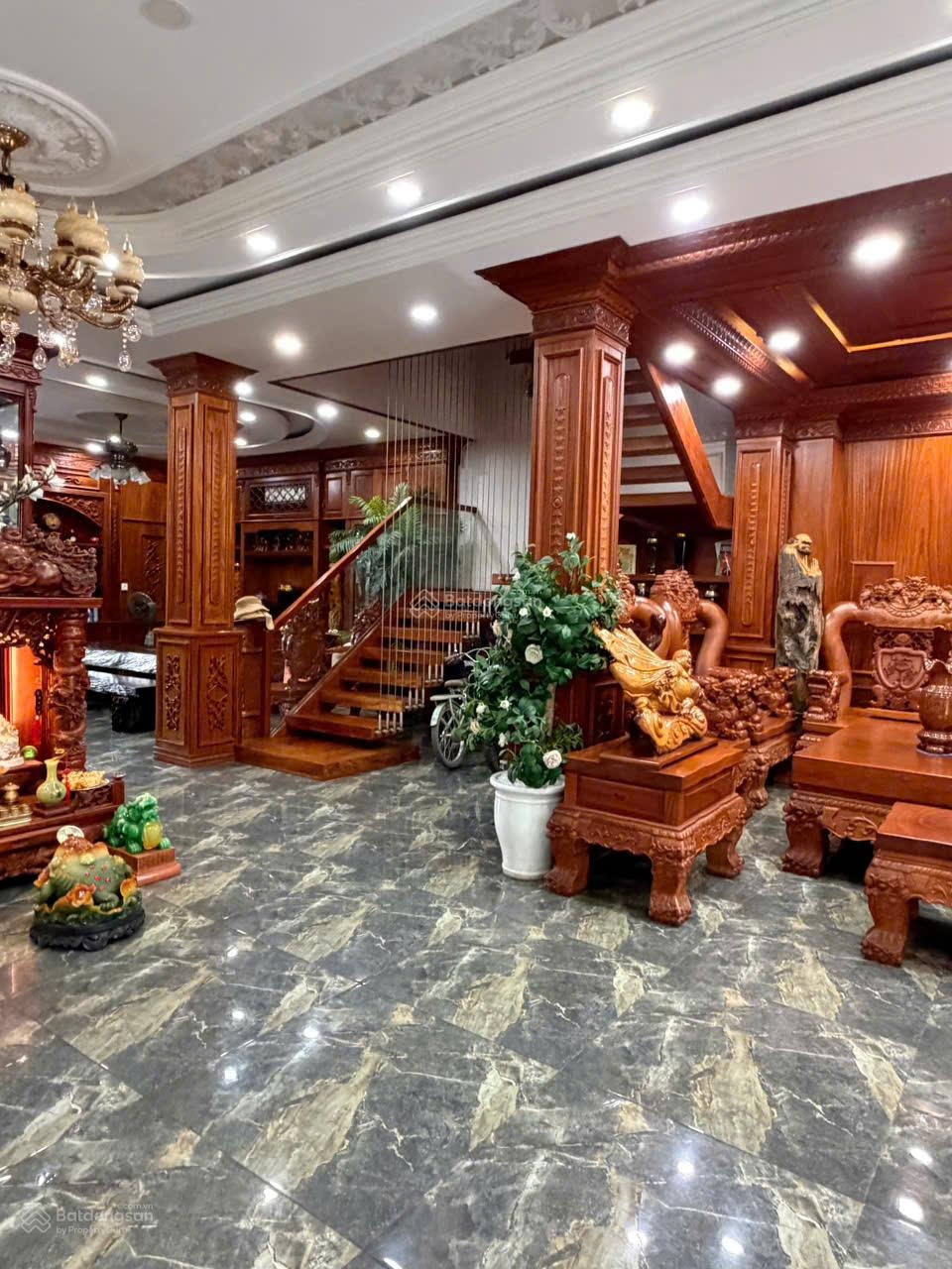 Bán biệt thự sân vườn kdc hà đô q12 - 308m2 - full nội thất gỗ cao cấp - 25 tỷ 0931778456