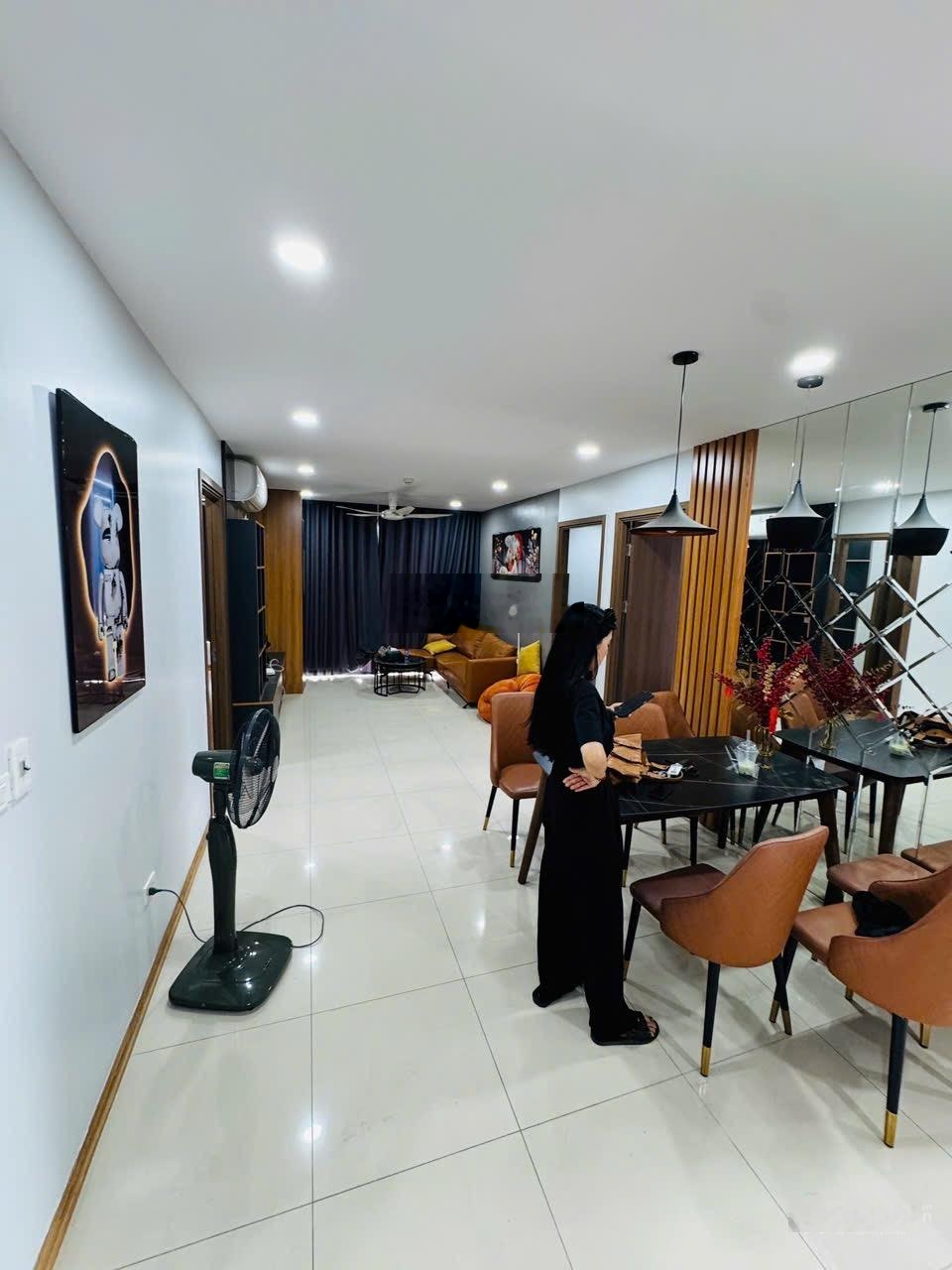 Em rao bán căn 3PN - 2WC giá rẻ nhất Rose Town