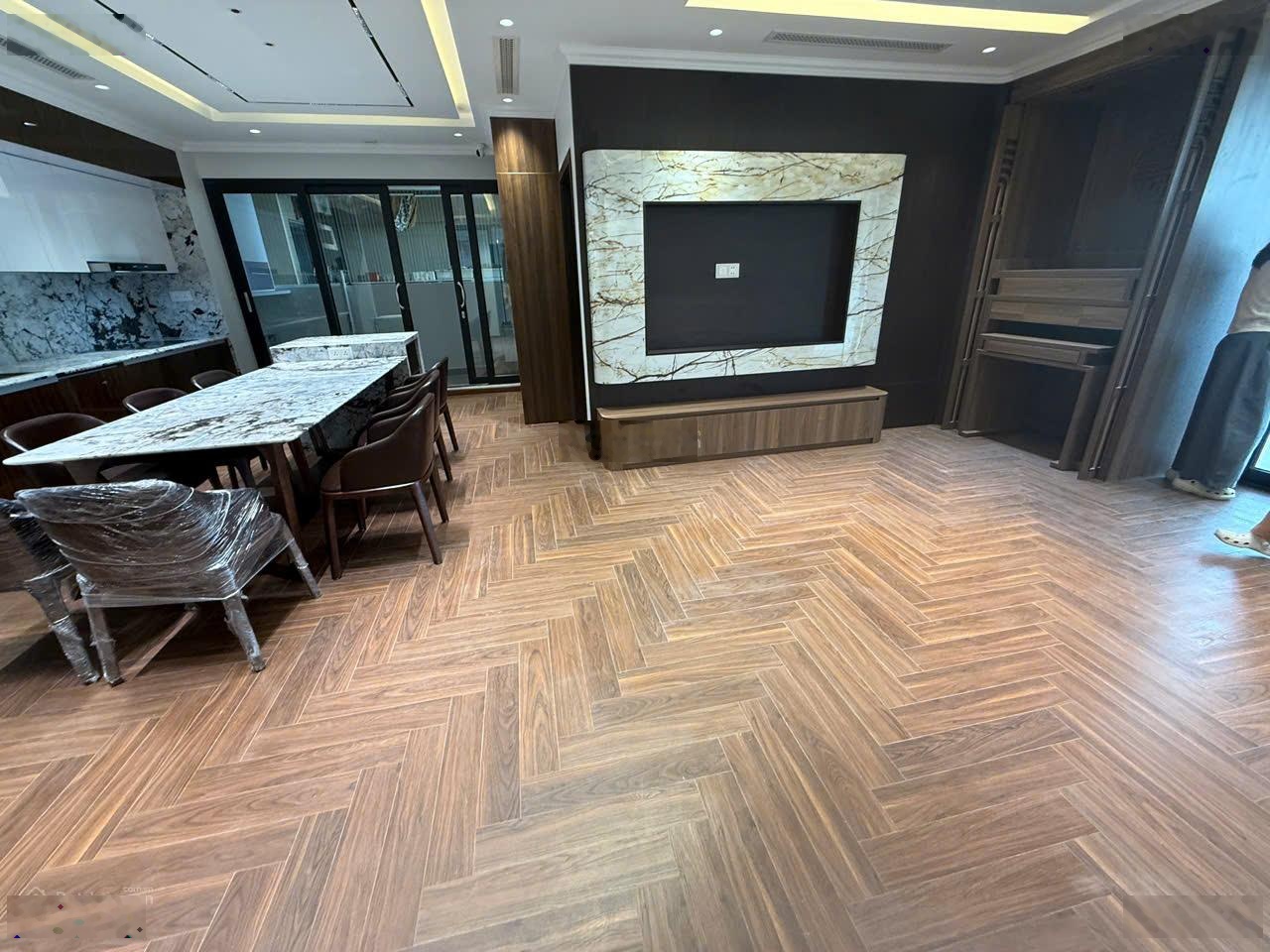 Bán căn hộ 3PN, 3WC tại The Pride_ giá thỏa thuận_146m2_Hai ban công rộng_view đẹp