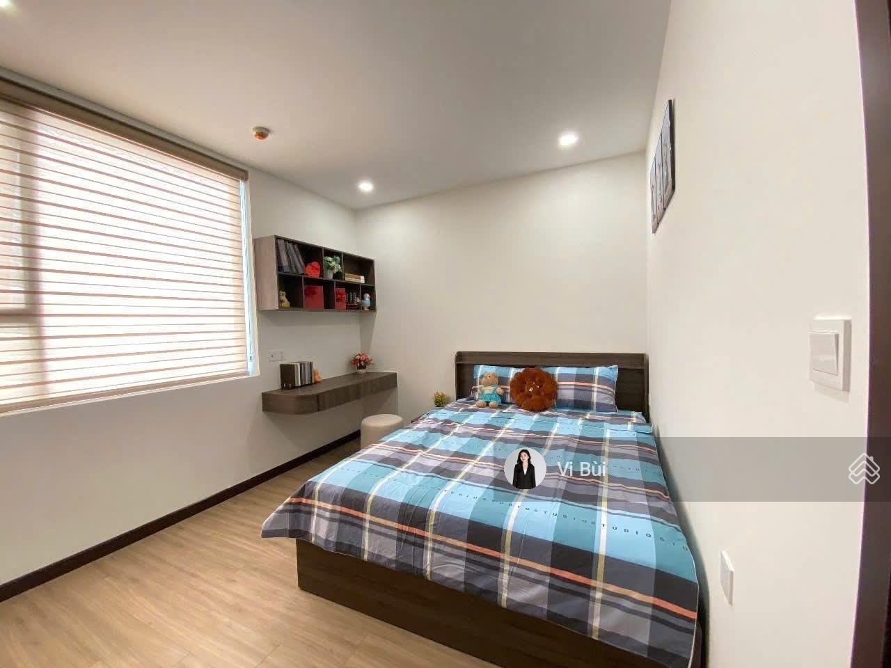 Bán căn hộ Skyview giá 2.6 tỷ có đầy đủ nội thất và slot giữ xe ô tô. LH: 0901840879