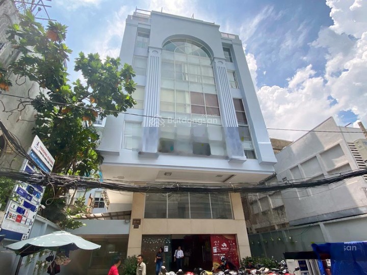 Cho thuê nhà mặt tiền Phan Tôn, Quận 1. DT: 25x50m. 1 hầm 1 trệt, 10 lầu. DTSD: 10.200m2