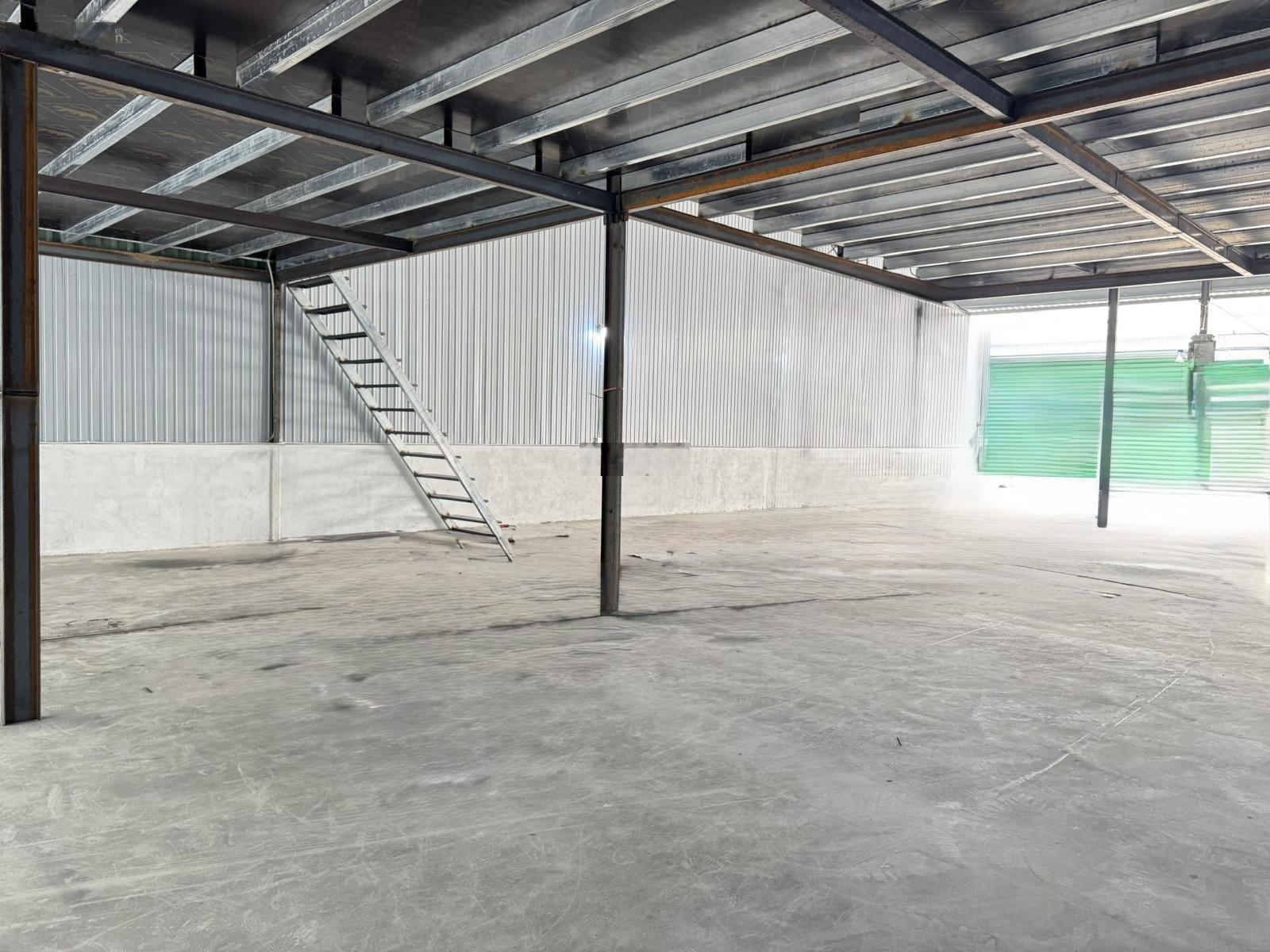 Cho thuê kho, nhà xưởng tại Đặng Thùy Trâm, Bình Thạnh, 30 triệu, 260m2