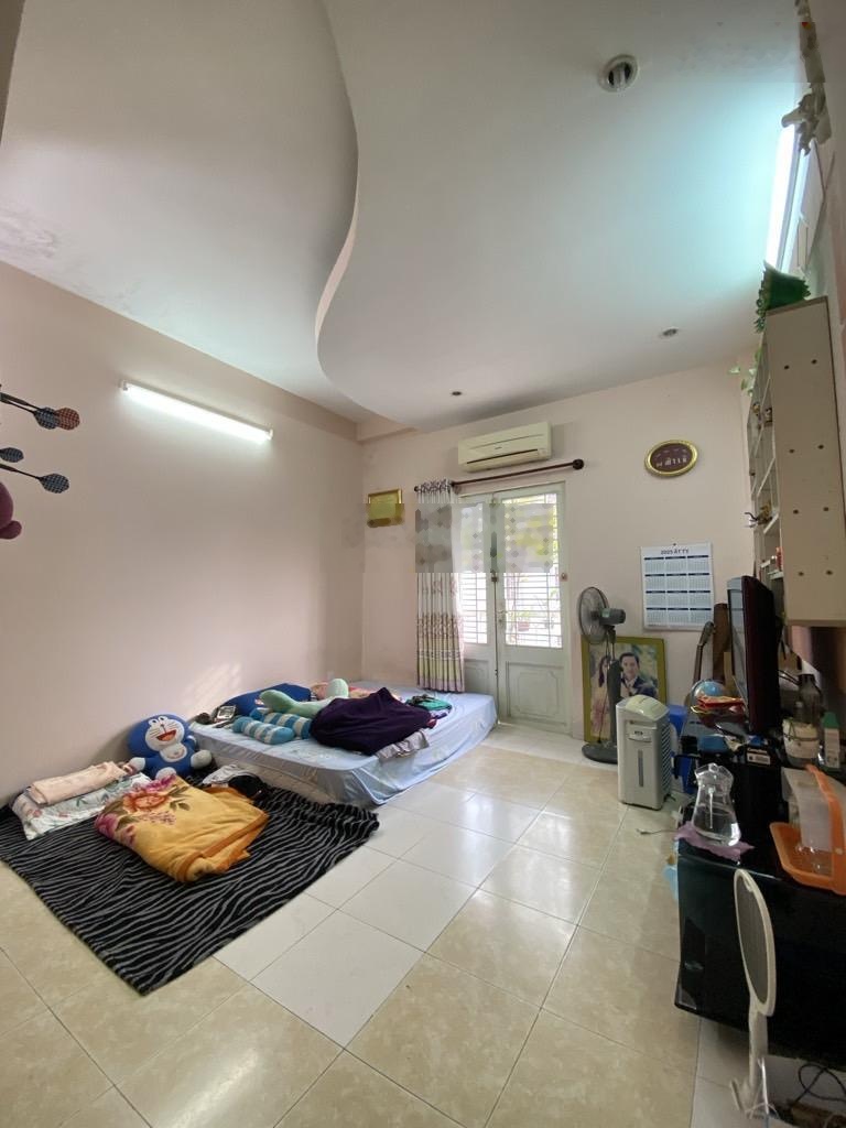 NHÀ Tùng Thiện Vương Q8, DT 7m x 27m, giá 17 tỷ 174m2. ĐƯỜNG PHONG PHÚ. gần Aeon. Nhị Thiên Đường