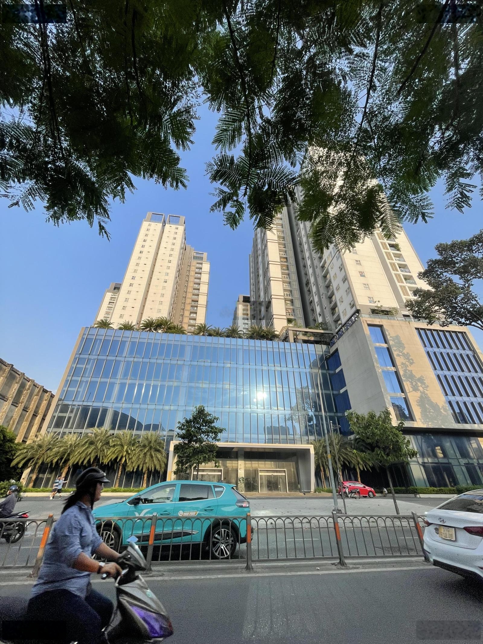 Hàng hiếm - sổ hồng trao tay - căn góc thoáng, căn hộ Xi Grand Court, Lý Thường Kiệt, Q10