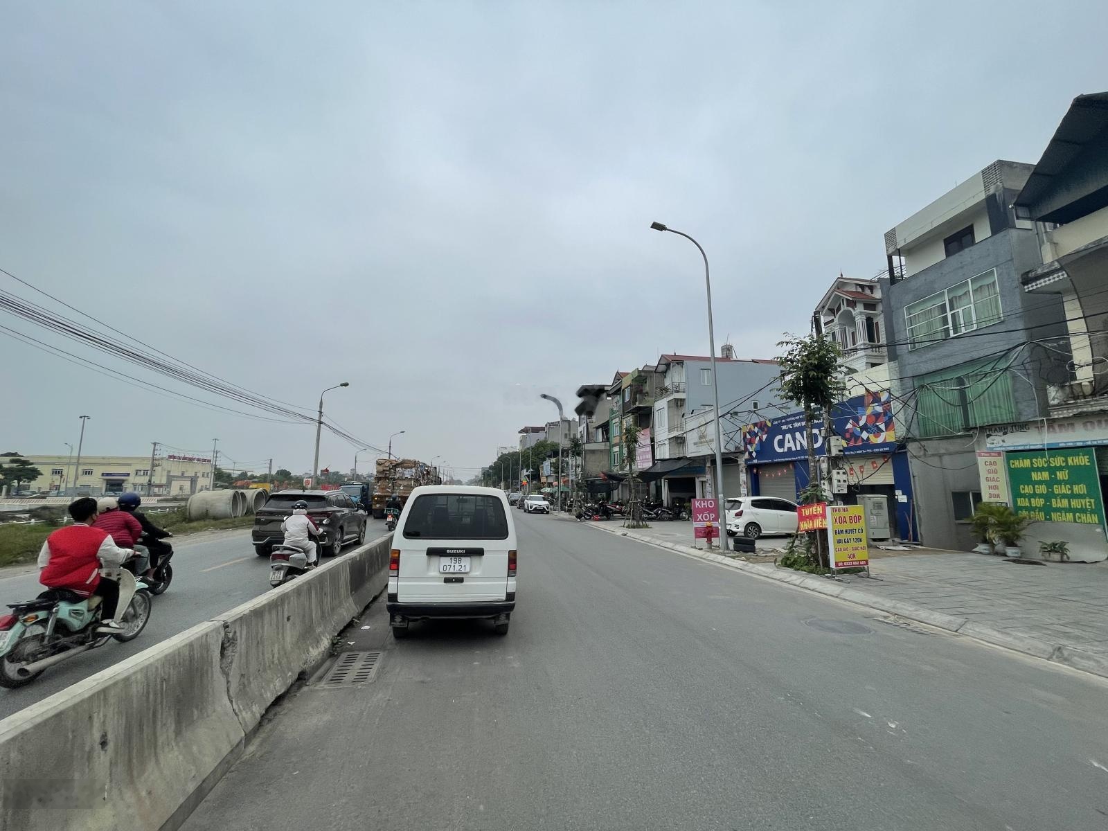 Rẻ hơn 20 giá. Mặt kinh doanh QL3, Xuân Canh gần Vin Cổ Loa, S sử dụng 111m2, sẵn nhà 5 tầng