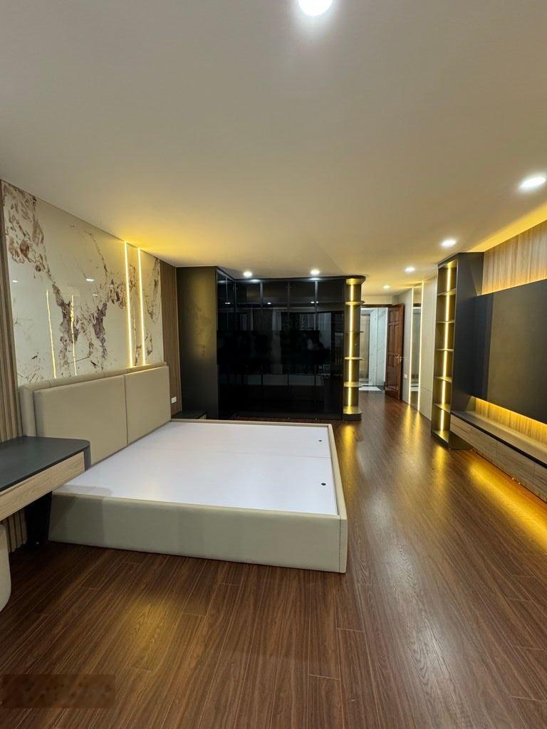 Bán Nhà Riêng tại Đền Lừ, 19,5 tỷ, 55m2, view đẹp chỉ với