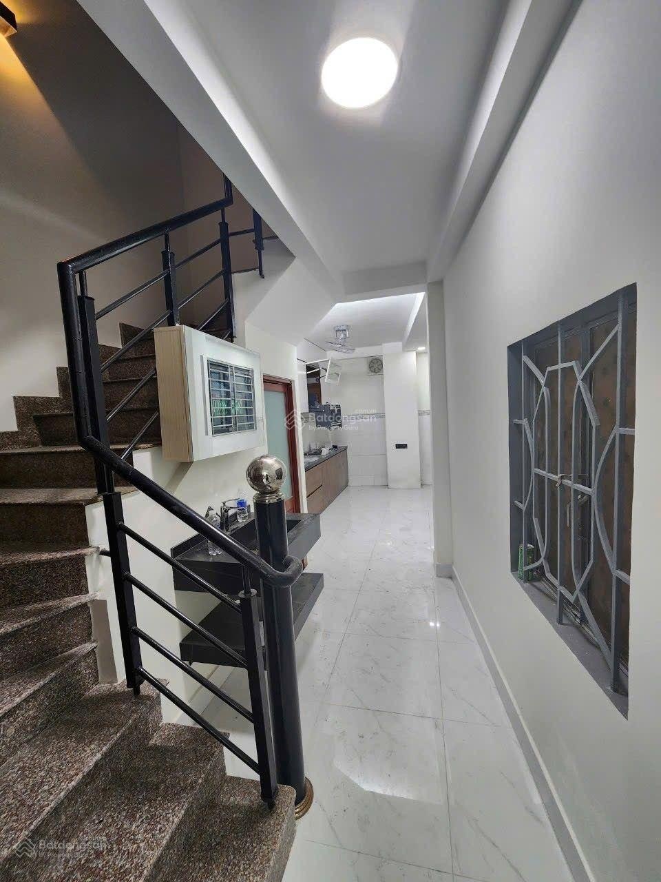 Bán gấp Nhà riêng hẻm 2 xe hơi tránh nhau tại Âu Cơ, Tân Bình