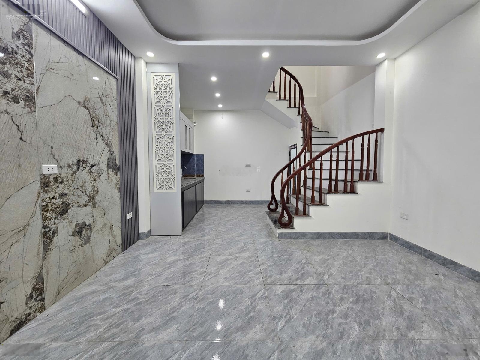 [Ảnh thật] Nhà 4 tầng 2 mặt thoáng xây mới full nội thất gần bx Yên Nghĩa 3.x tỷ