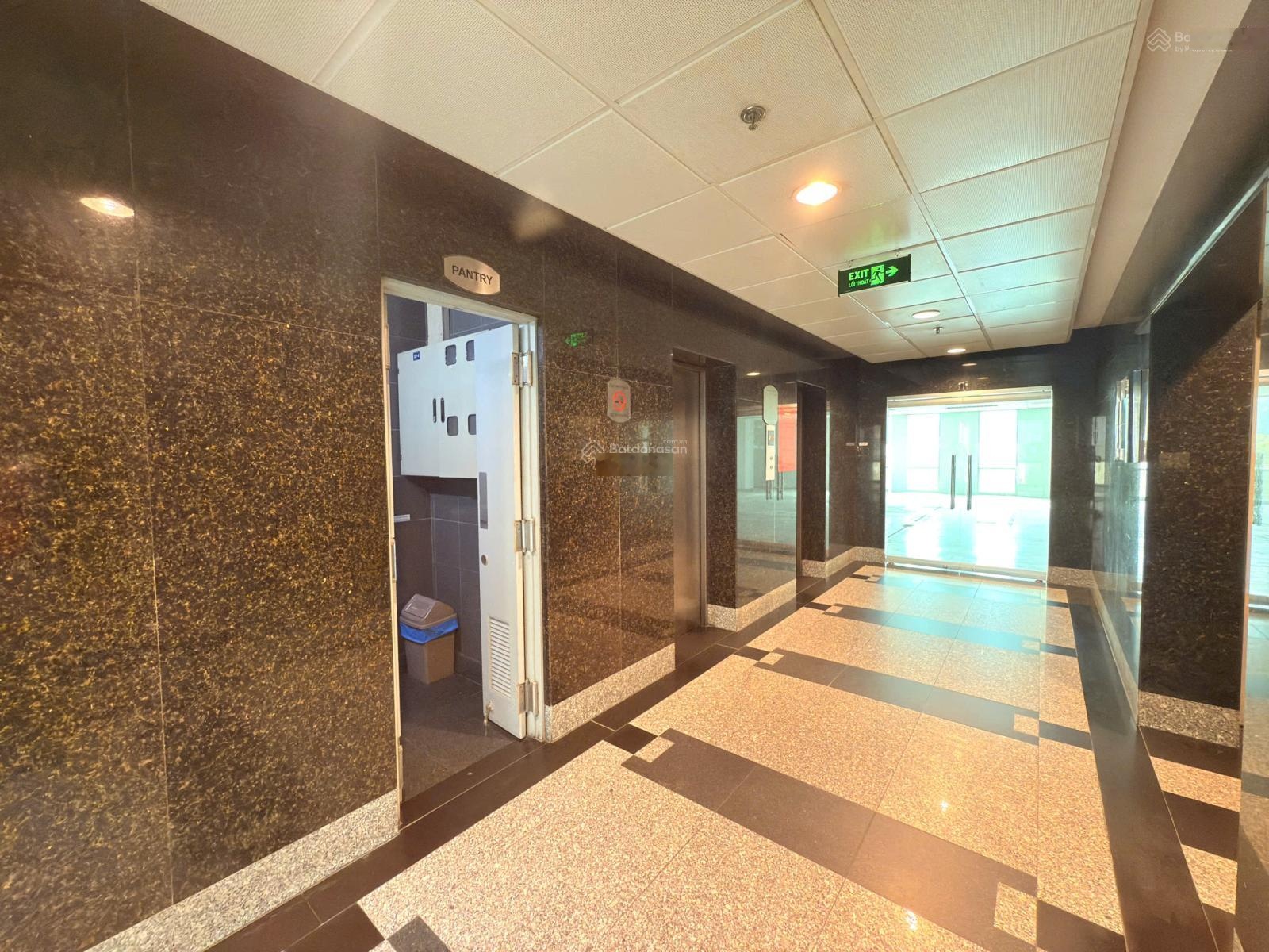 Cho thuê văn phòng 140 m2 tại Quận 3