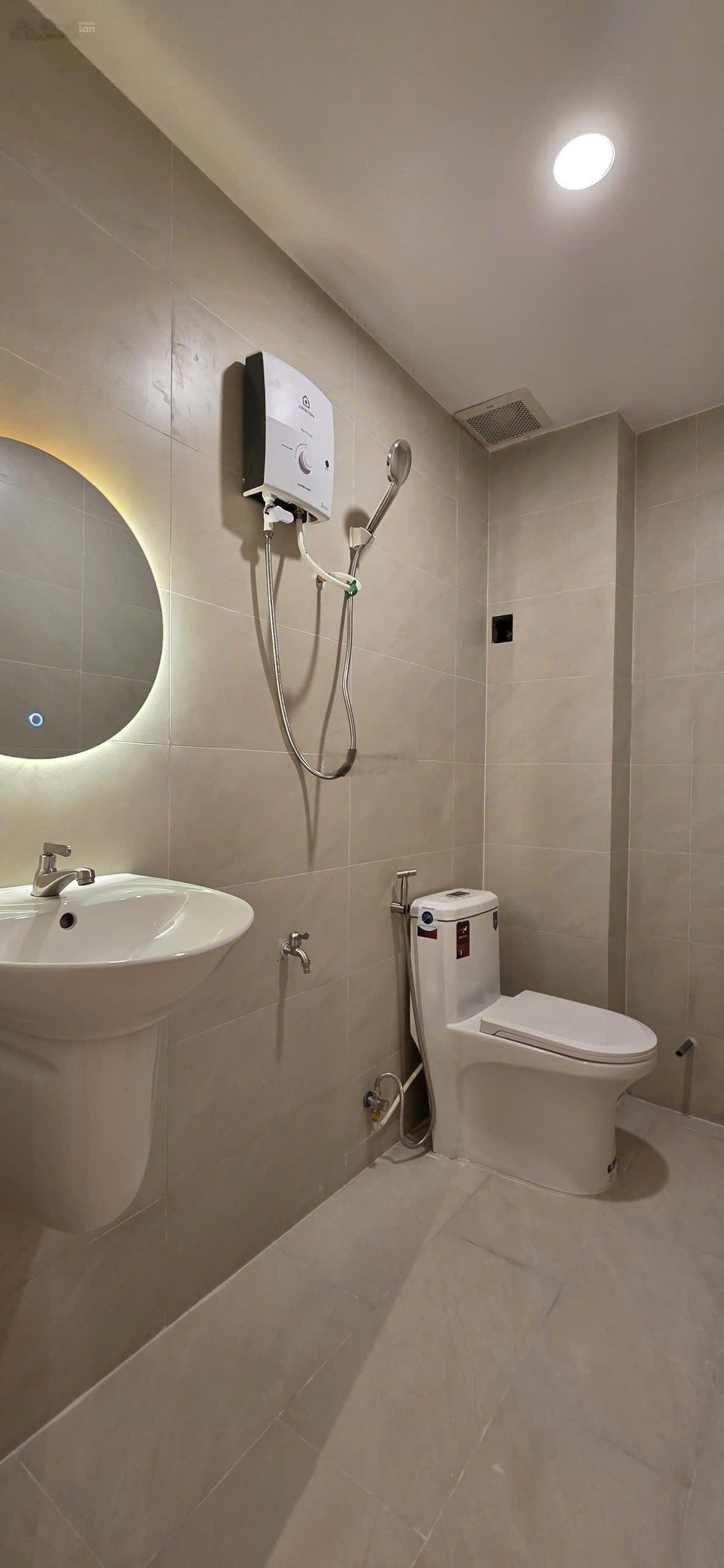 Nhà phố hiện đại 3PN hẻm 128 HTP - TK phong cách Wabisabi