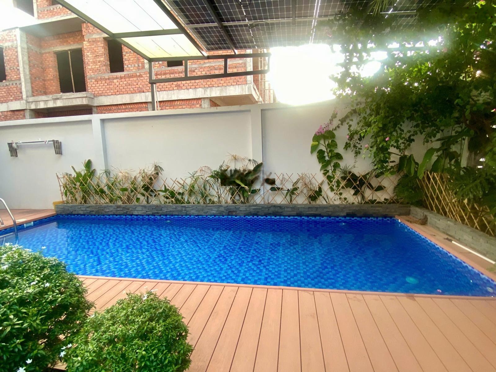 Tôi có căn BT cần bán tại khu ĐT mới Baria CiTy Gate Full NT sổ Hồng, sách cặp vào ở LH: 0909271407