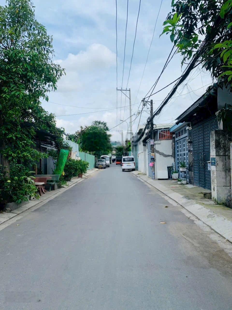 Bán lô đất 140m đường tải thông,full thổ cư,ngay đường hiệp bình,gần chợ,tttm gigamall,xd 5 tấm