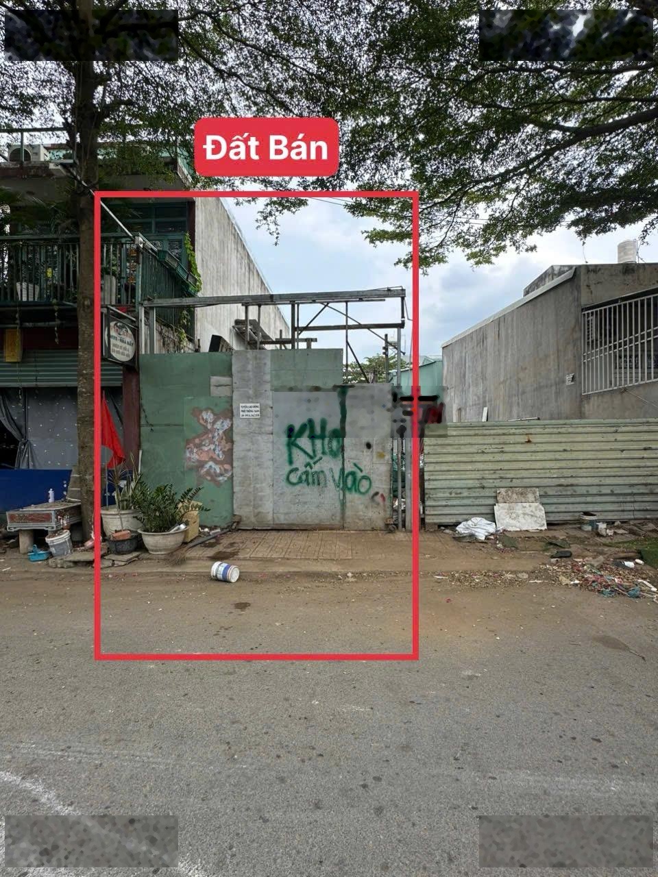 Mảnh đất cách 50m là đường Nguyễn Xiển và 300m là Vinhomes Q9