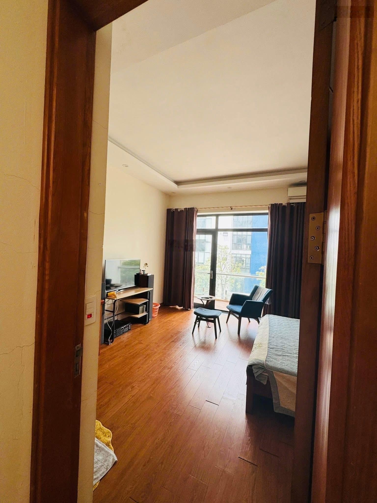 Bán nhà phố Hải Thanh cạnh trường quốc tế UK