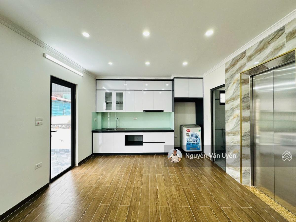 Bán nhà - Liễu Giai - Ba Đình - 46m2 x 6 tầng - nhà xây mới - thang máy nhập khẩu, 50m ra ô tô