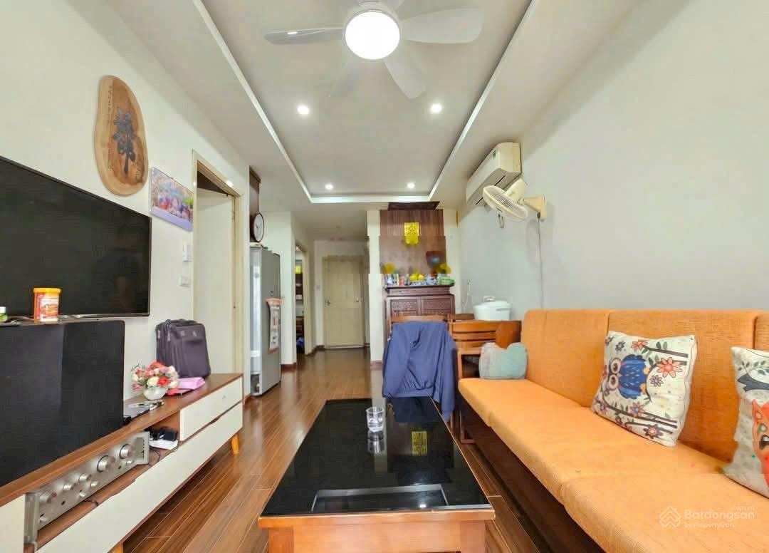 Chính chủ bán căn chung cư Ruby Ct3 Phúc Lợi - Tầng 10. Dt:55m2,2 ngủ,2vs. Full nội thất. Giá:TL