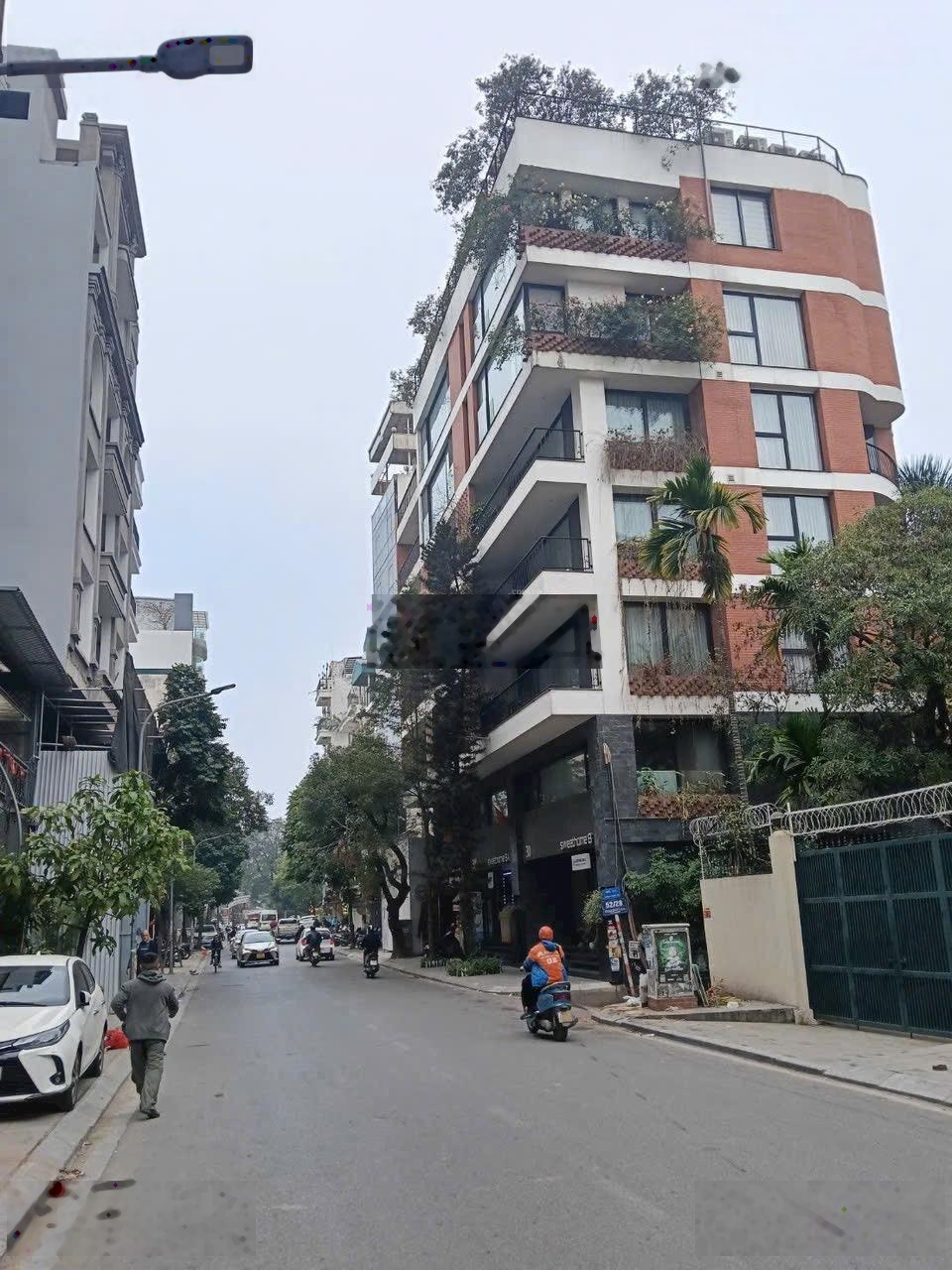 Bán biệt thự sân vườn rộng rãi Quảng An / Quảng Khánh / Tô Ngọc Vân Tây Hồ, Hà Nội: 0972853966