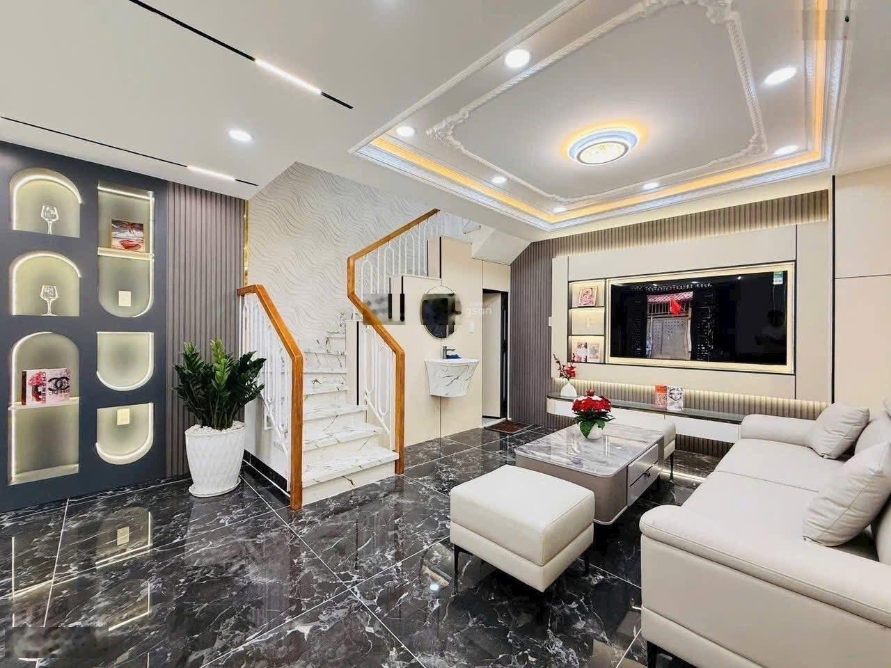 Mua nhanh kẻo mất! Bán gấp nhà siêu phẩm Man Thiện, Q9 - 65m2