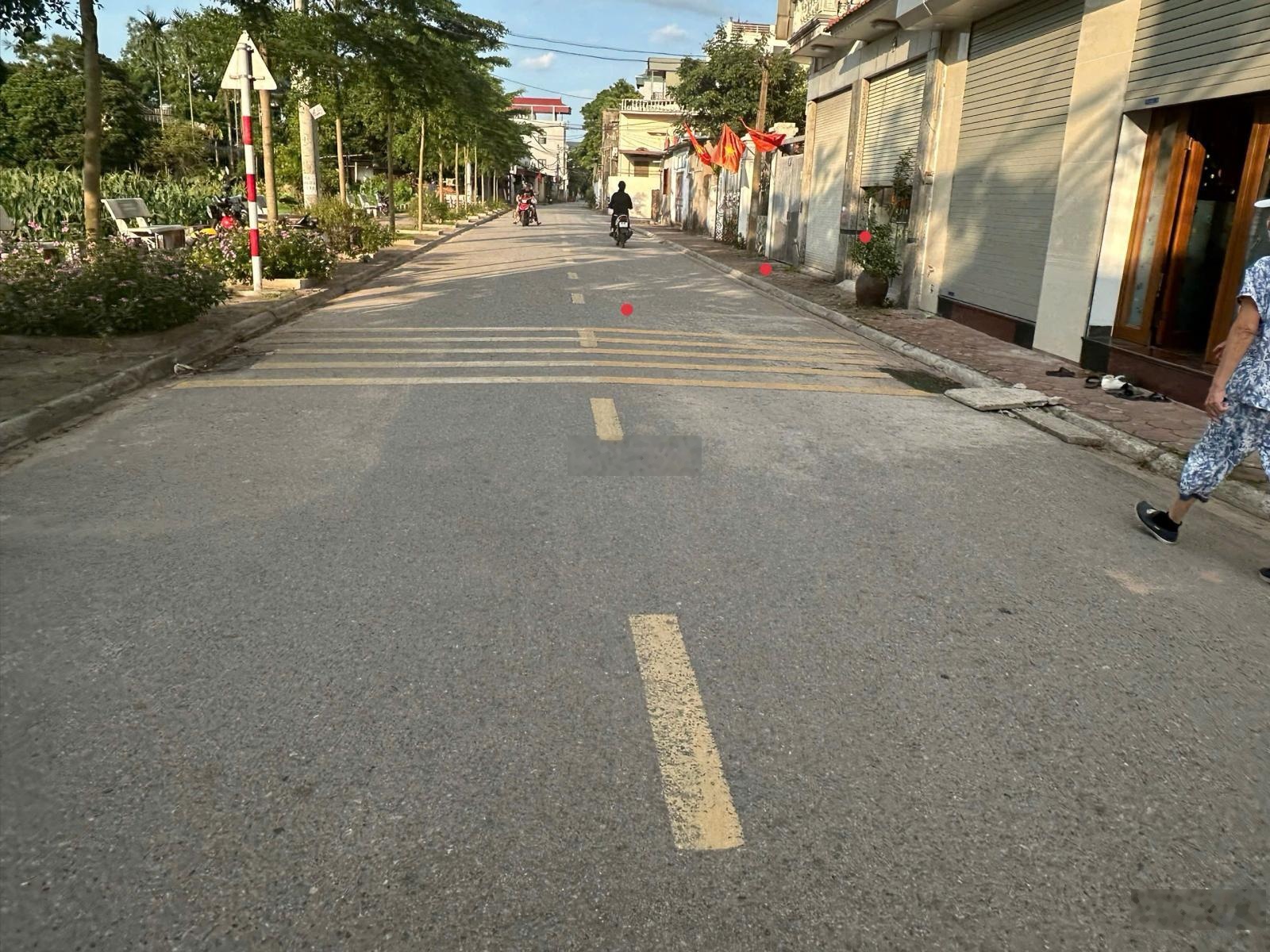 Bán đất ỷ lan đặng xá dt 62m2 2 bước ra ô tô tránh khu vực phát triển phân khúc hữu hạn