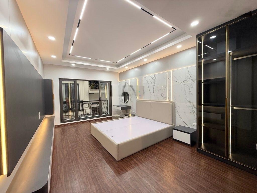 Nhà riêng tại Đền Lừ, Hoàng Văn Thụ, Hoàng Mai, 19,5 tỷ, 50m2, 6 tầng, thang máy, bán gấp, view đẹp