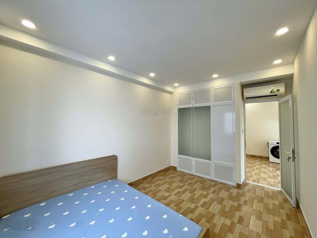 Chỉ 5.1 tỷ, chung cư thang máy, khu vip Trần Hưng Đạo - 1 phút qua Q1, 3PN 2WC - tặng nội thất