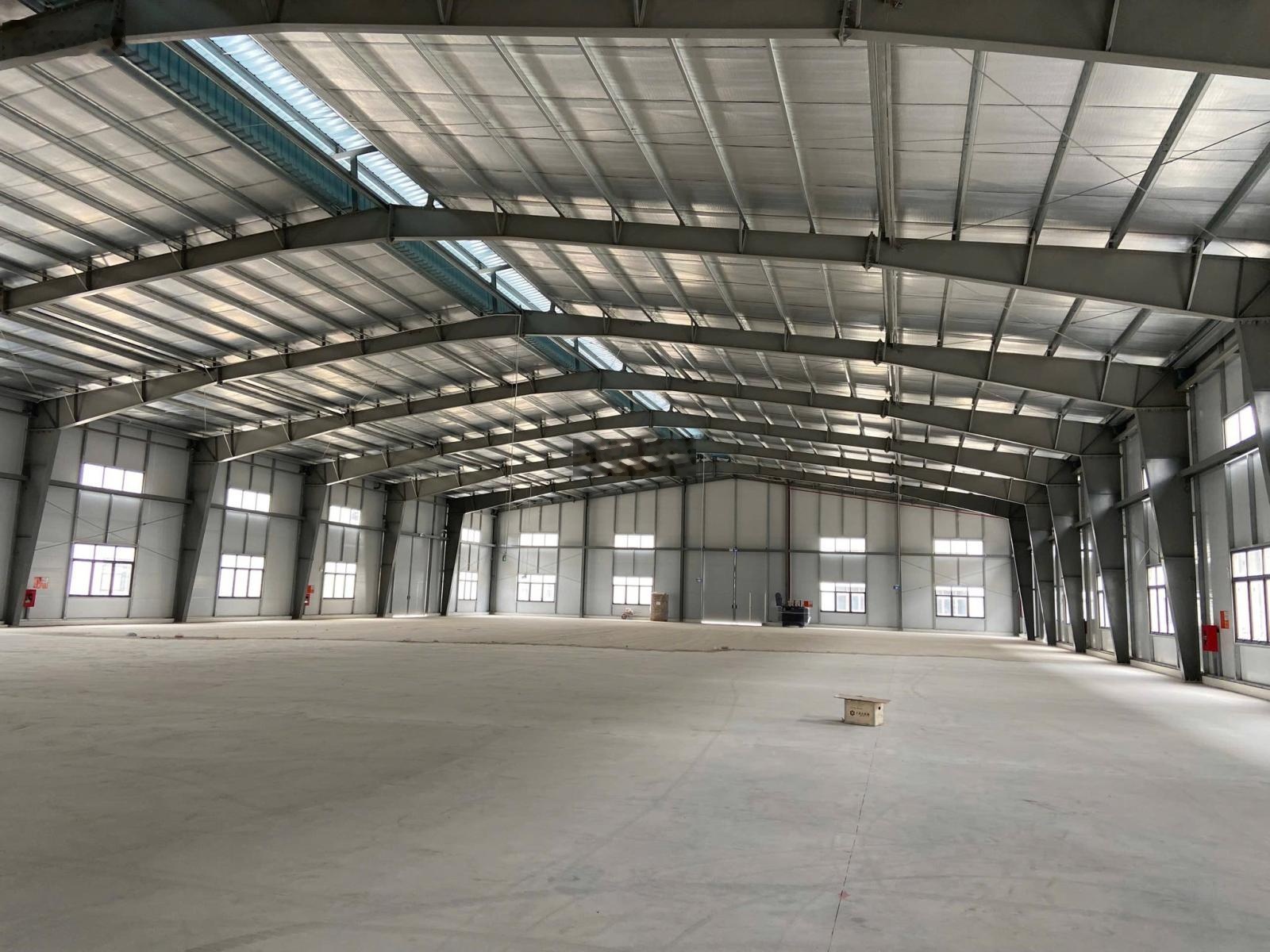 Nhà xưởng 3100m2 mới xây dựng cần cho thuê trong KCN Quế Võ Bắc Ninh đầy đủ PCCC, giấy tờ đầy đủ
