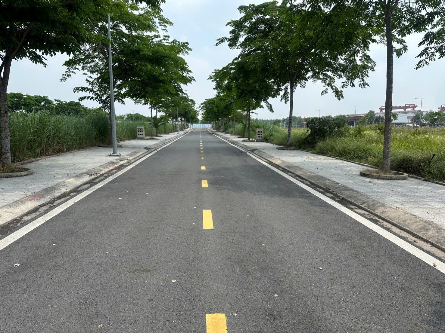 Chủ ngộp bán nhanh lô đất 1tỷ250(full giá) dự án Ora Park(Dragon Pearl)sổ sẵn. Ngân hàng hỗ trợ vay