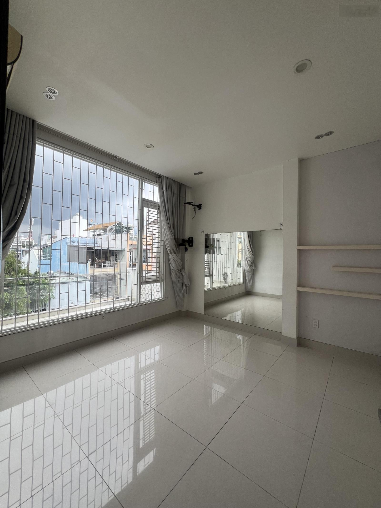 Cho thuê nhà phố đường 19, Tân Quy, 120m2, trệt 2 lầu. Nội thất cơ bản, 35tr