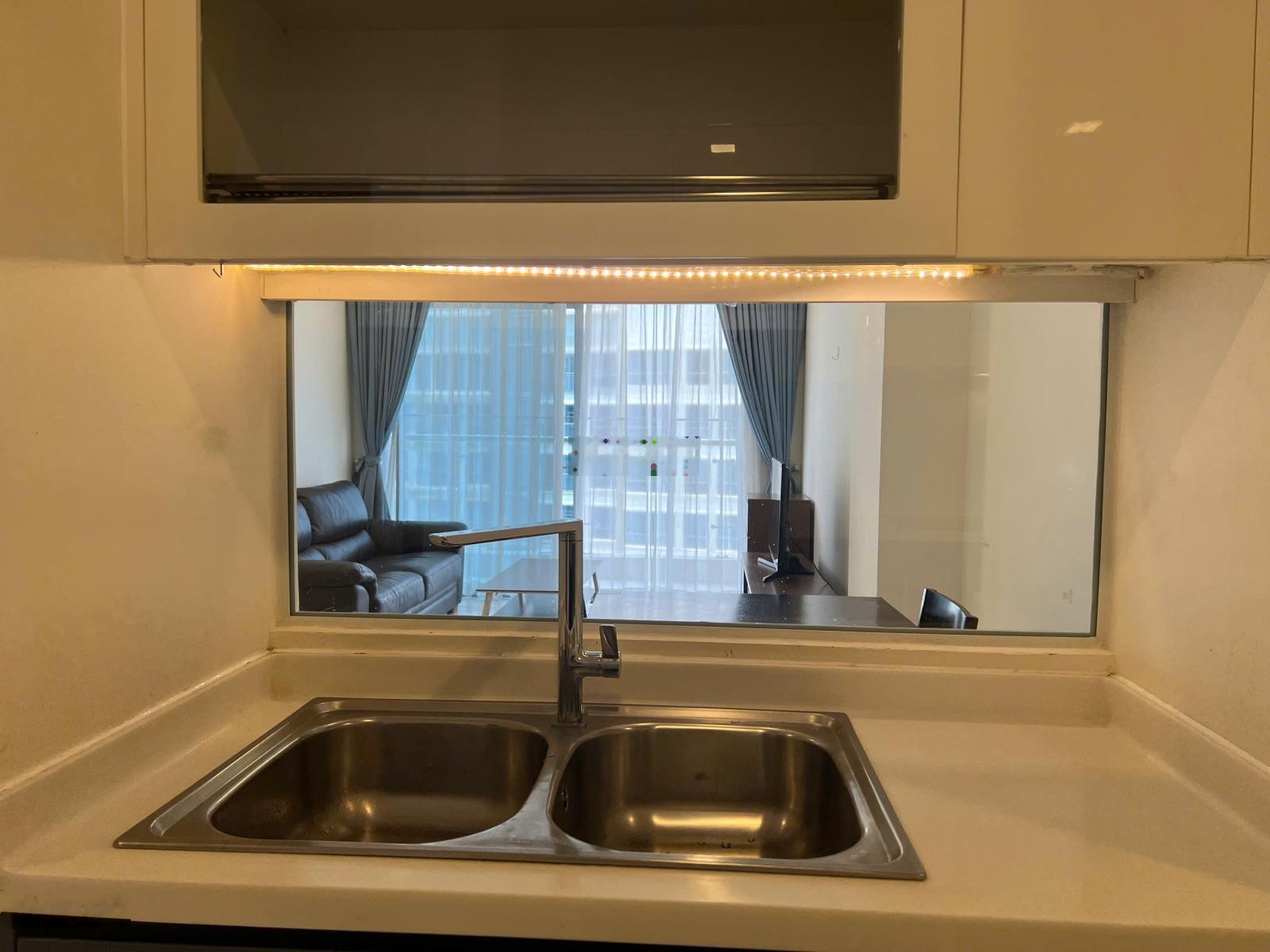 Cho thuê căn 2pn vihomes central park, view sông vào ở liền, 0911223067