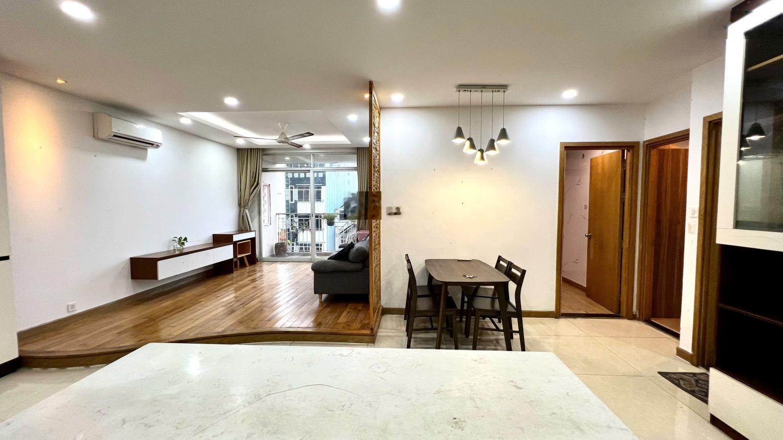 CẦN CHO THUÊ CHCC Carillon 3 , DT 65m 2 Phòng Ngủ 2wc , Giá 12 Triệu Full Nội Thất.LH:0779072306