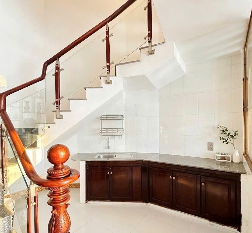 Mình chính chủ cần BÁN NHÀ MẶT TIỀN ĐIỆN BIÊN PHỦ , p. Thanh Khê Đông. Vị trí đối diện chợ