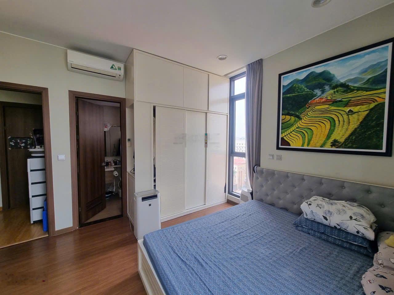 Chính chủ cần bán nhanh căn góc view công viên giá tốt nhất toà Tràng An Complex.