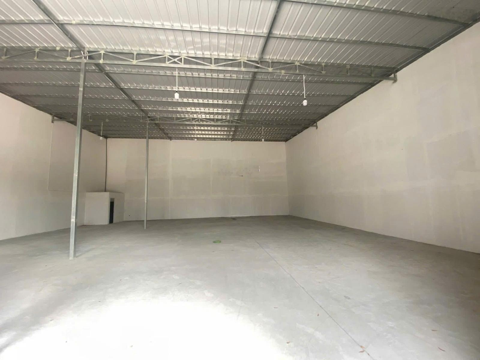 Cho Thuê Kho Mới 100% Gần Thành Phố Mới Bình Dương - Diện tích 17x24m = 399