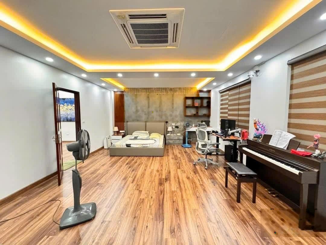 Siêu đẹp! Bán nhà phố Thịnh Quang, ngõ thông, ô tô gần, 48m2, 6 tầng