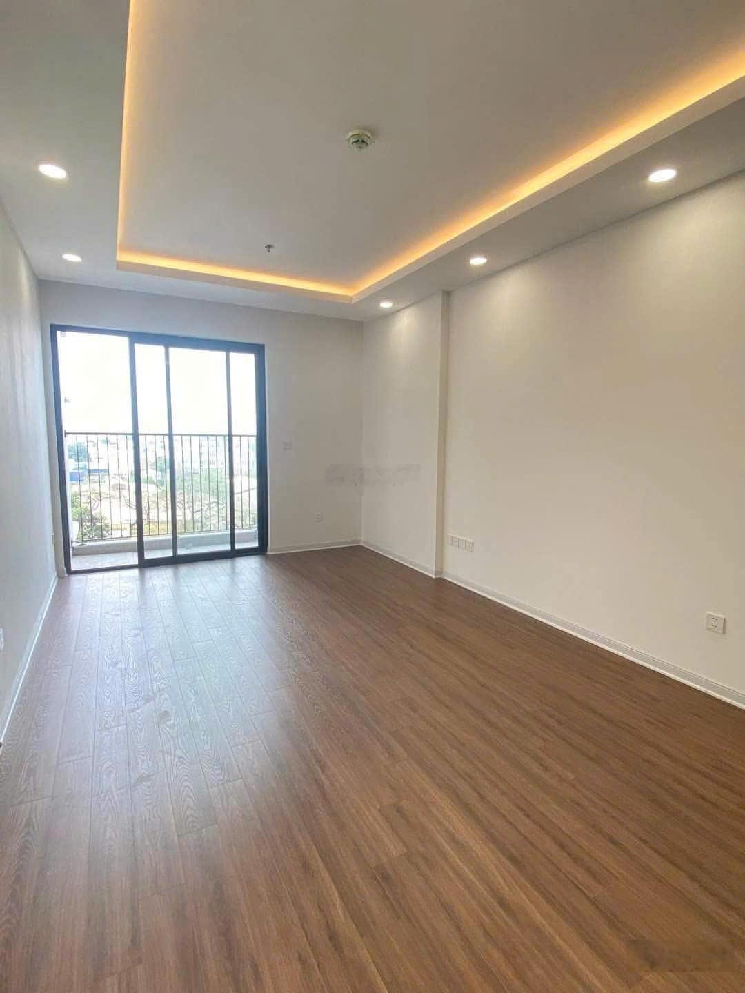 Em cần bán căn chung cư Binh Minh Garden 93 Đức Giang Long Biên.