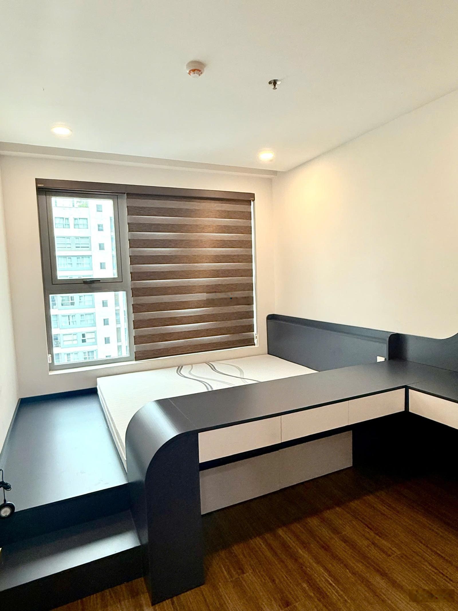 Chính chủ cần bán CC Happyone Central 1PN 1W 50 m2 1.995tỷ giá tốt