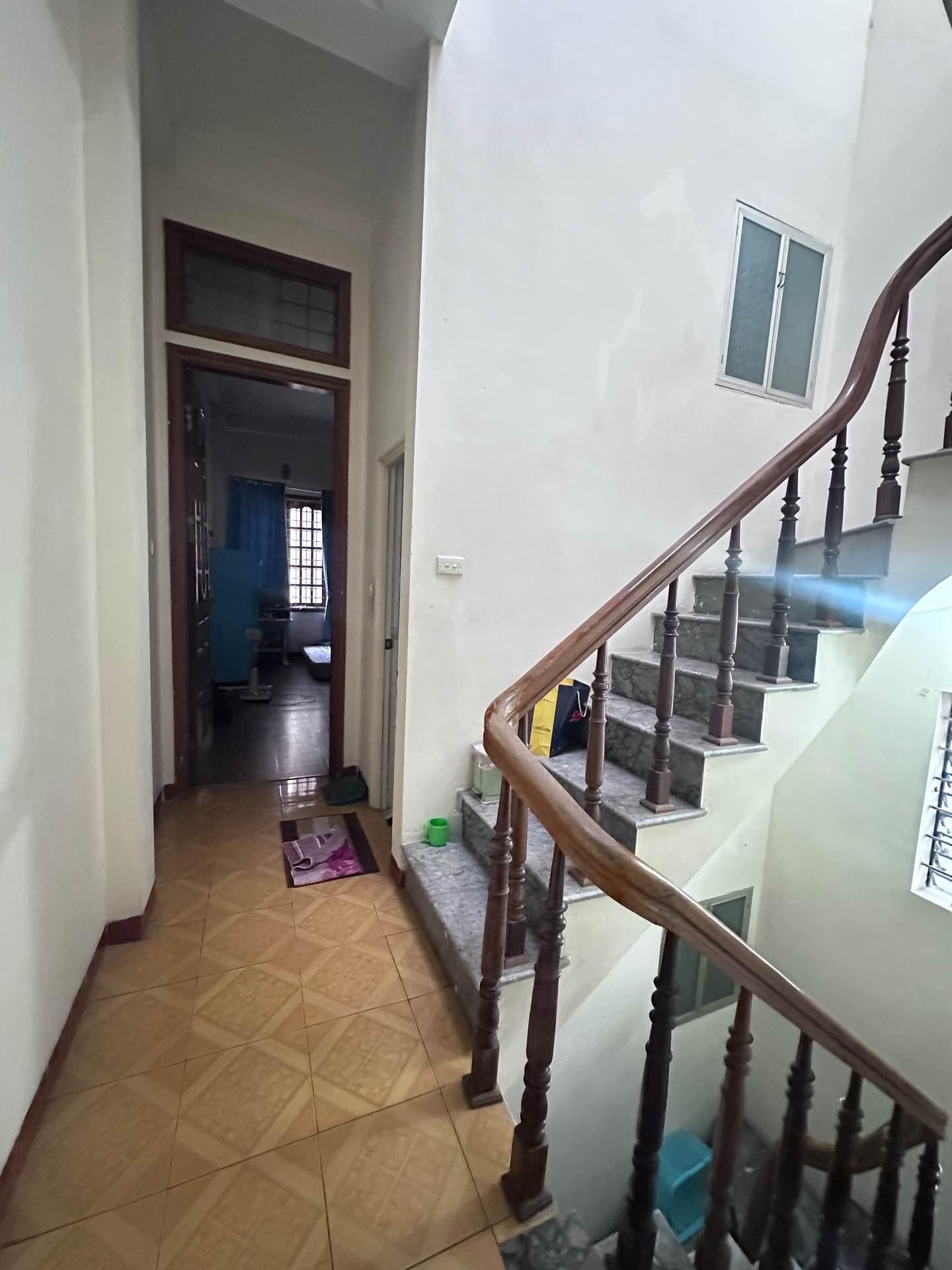 Bán nhà riêng tại trung tâm Ba Đình gần phố, diện tích rộng 103.6m2/14,7 tỷ