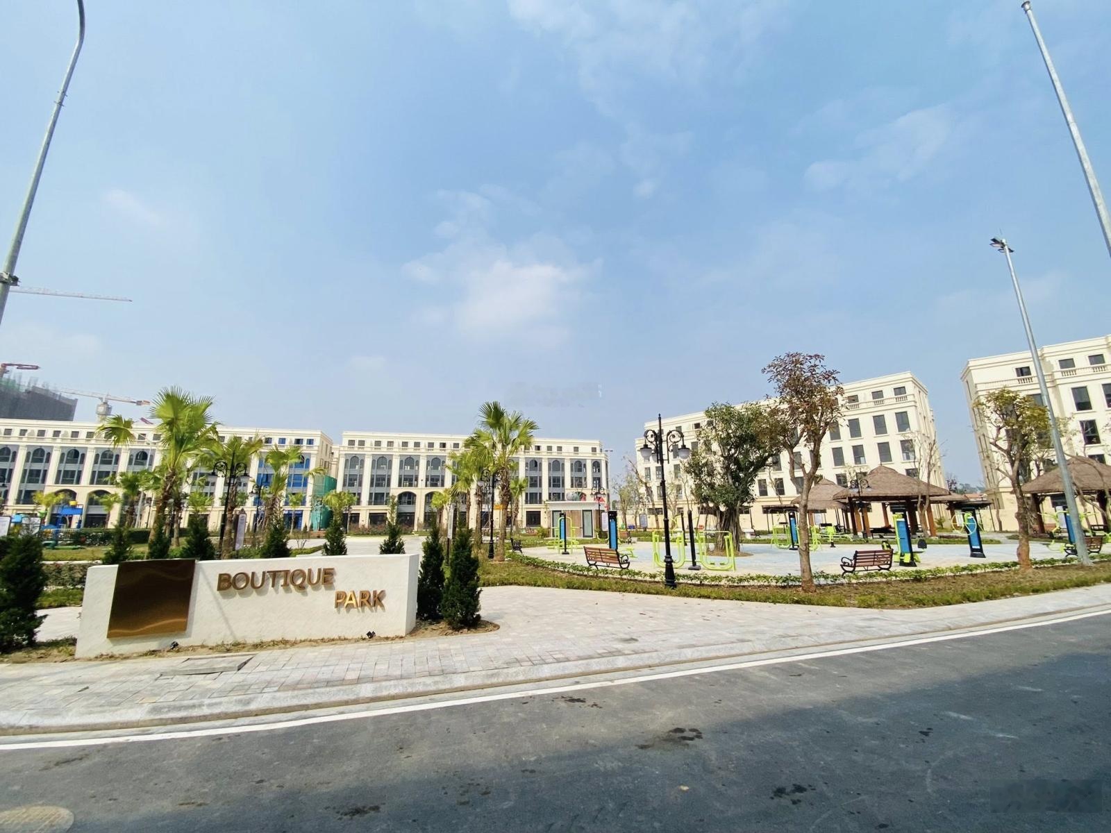Thiên Nga Block 1 gần hồ giá tốt chỉ 23,5 tỷ chủ nhà cần bán gấp trong tháng 5