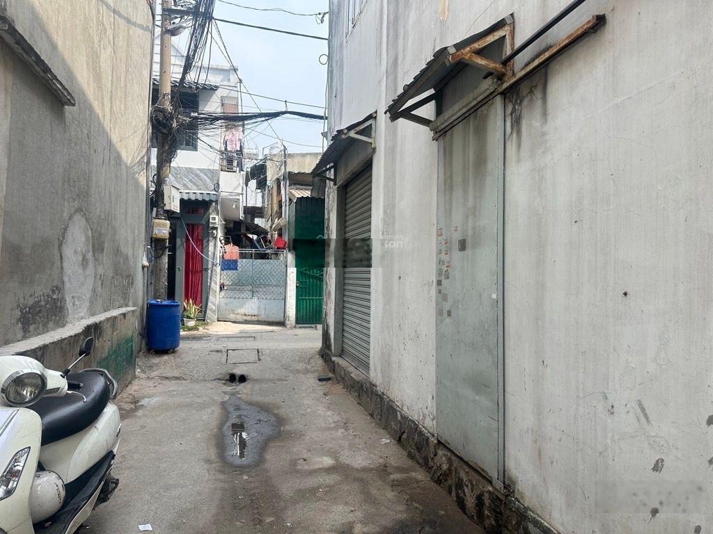 Hot Quận 12 - nhỉnh 4 tỷ - chỉ 51tr/m2 - nhà kết cấu - 3 tầng 3PN