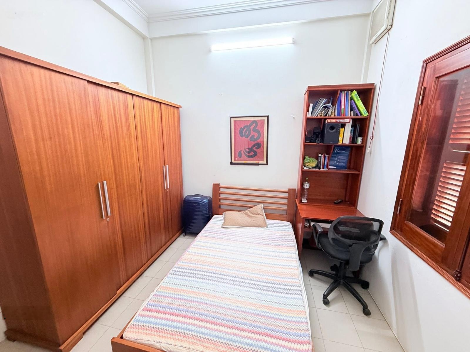 20m ra mặt phố Trương Định 2 thoáng 3 gác thông, đủ công năng 3PN, full nội thất, 43m2 x 5 tầng