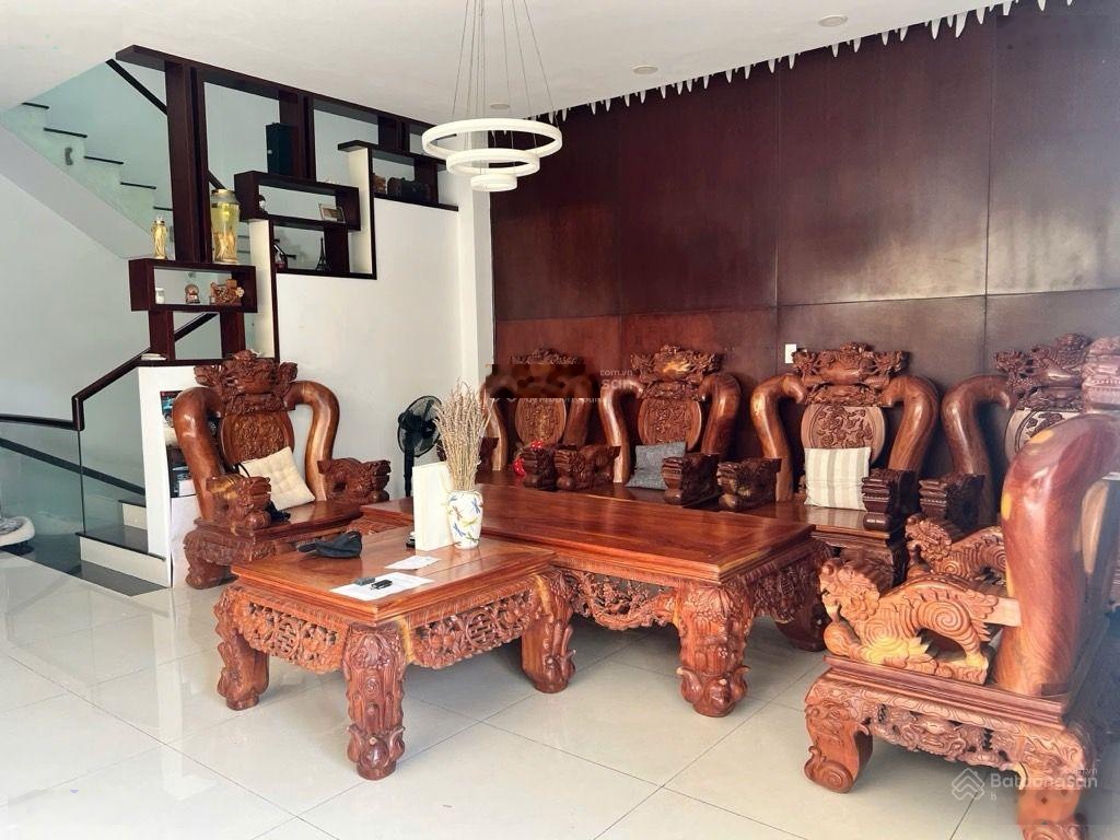 Biệt Thự Vườn Làng Tăng Phú, 4 Tầng, 169m2, 6Pn + Hầm Để Xe, Khu Vip Tăng Nhơn Phú. Chỉ 18 Tỷ TL.
