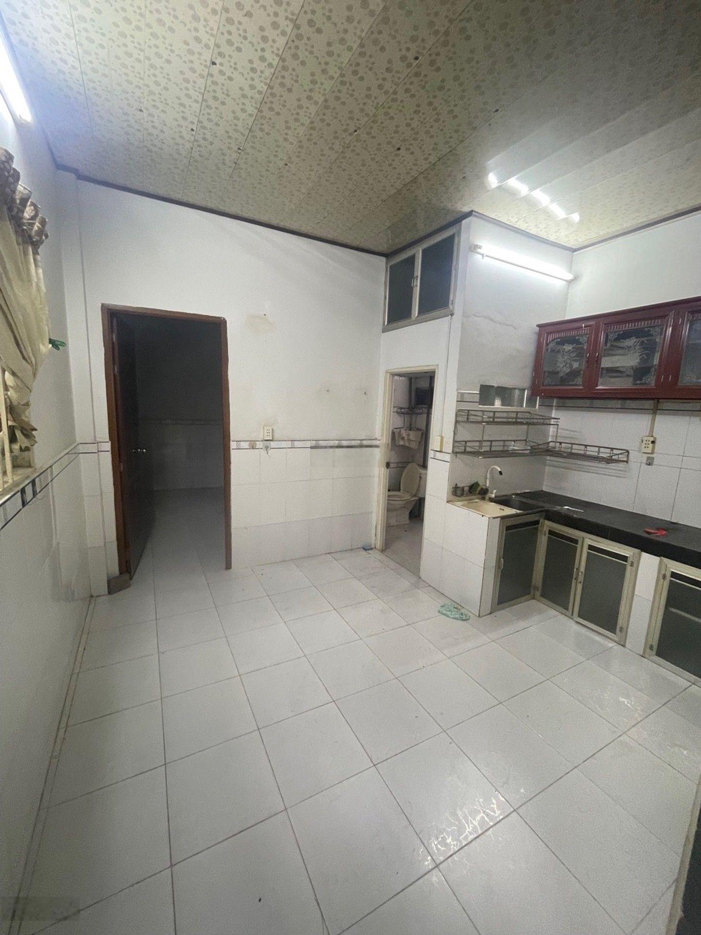 Bán nhà chỉ hơn 1tỷ An Dương Vương Q8, 50m2, ngang 4m, hẻm rộng thoáng, chính chủ