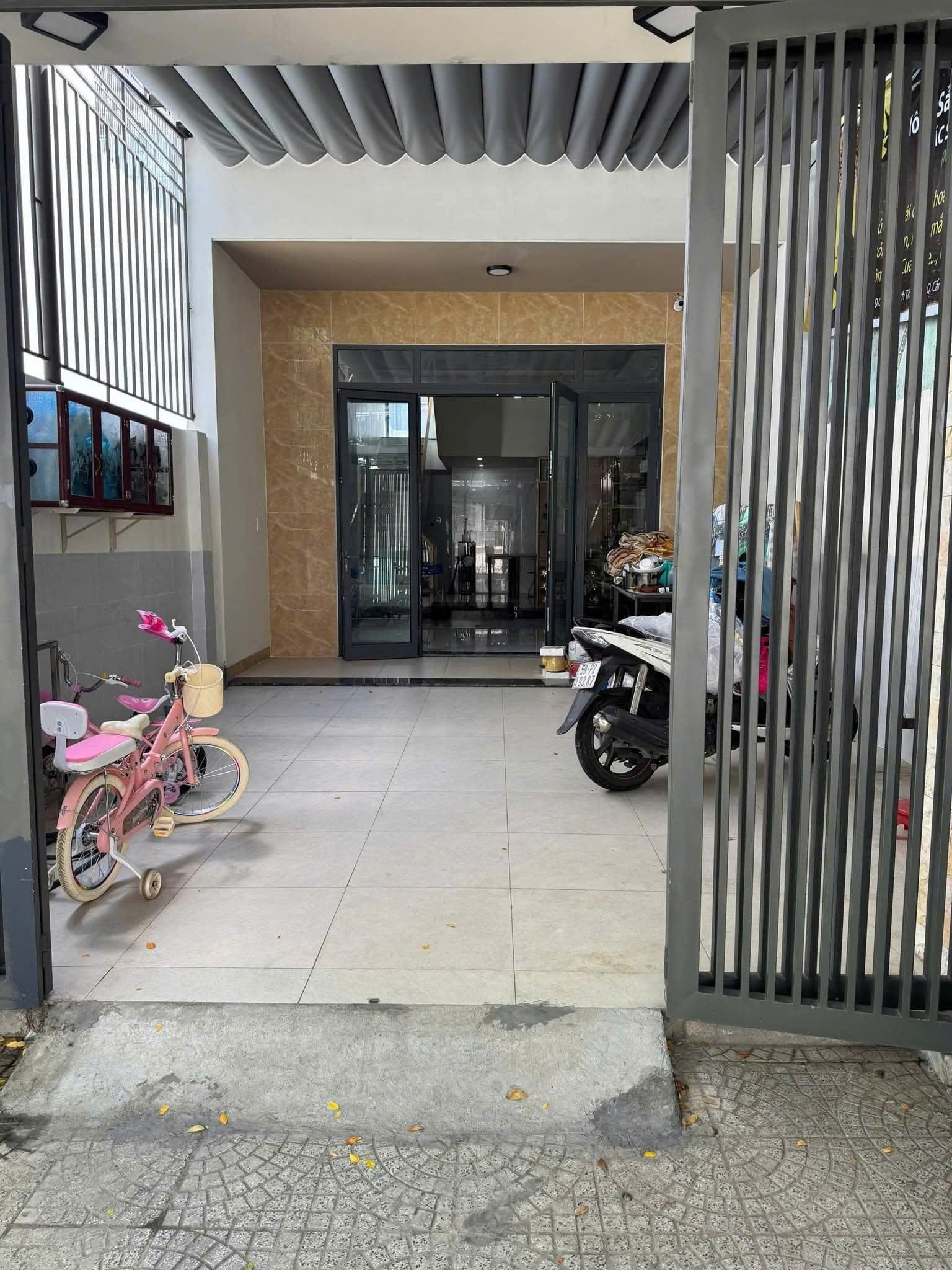 Cho thuê nhà mặt tiền hòa xuân - gần nguyễn ân