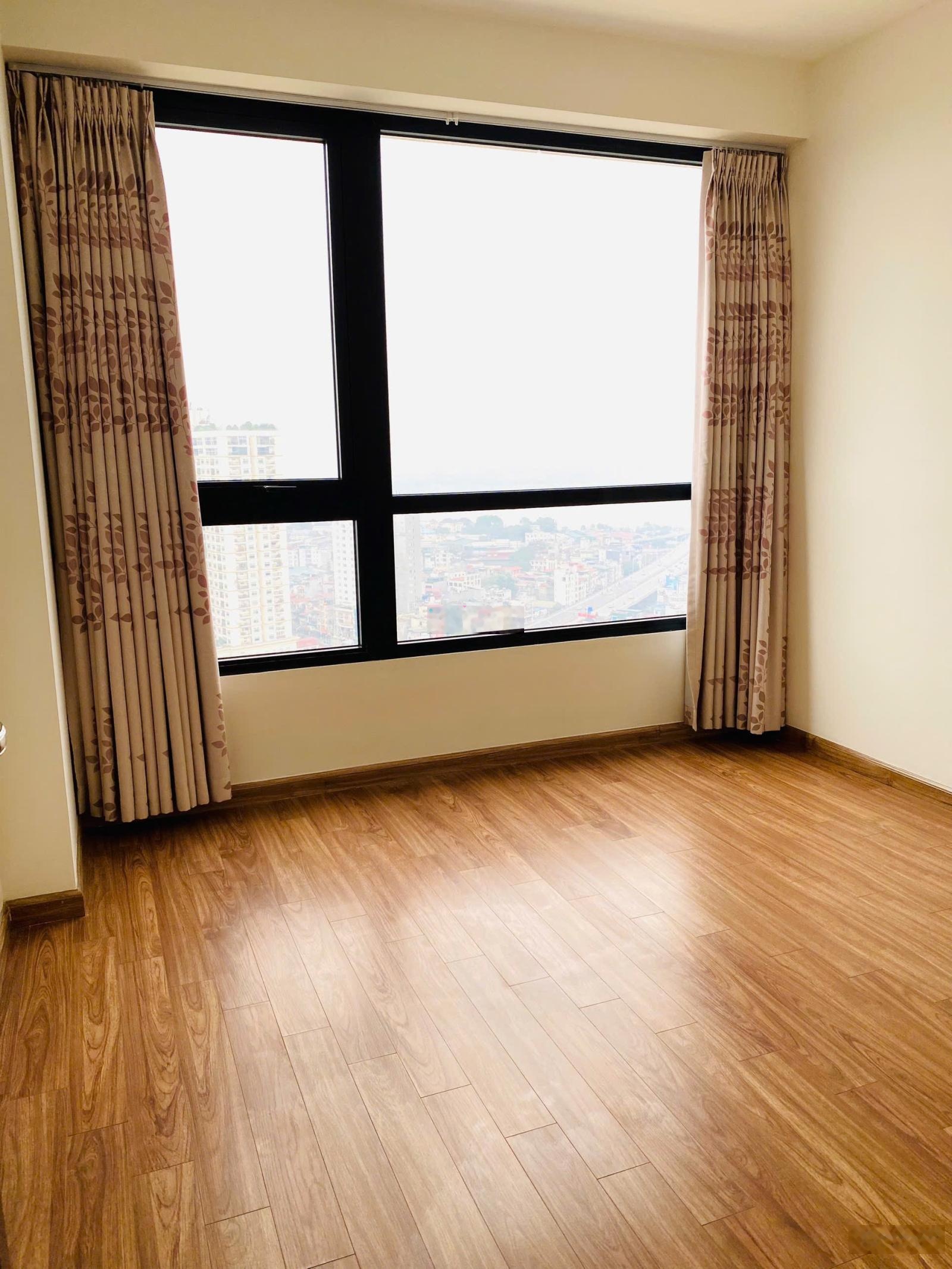 Cho thuê căn 3pn góc, 110m2- 2 mặt thoáng view mở cực thoáng. có slot oto lhe ngay: 0397934491