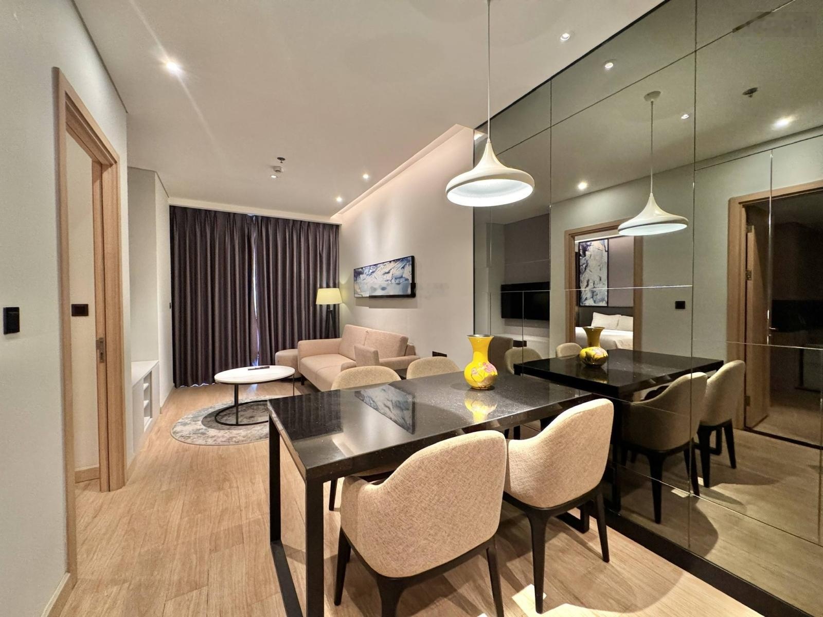 Bán căn chung cư "Citadines Hạ Long" view biển, tại trung tâm Bãi Cháy sổ đỏ, tặng full nội thất 5*