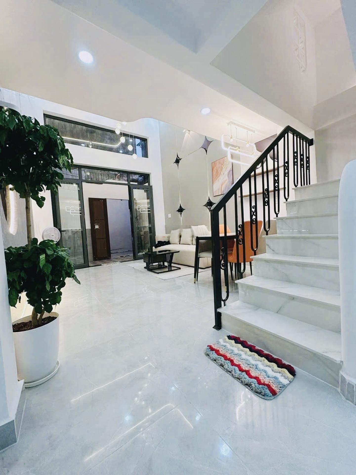 Giảm - 500tr - Võ Duy Ninh - Ngô Tất Tố - 3 tầng(3PN) - DT: 46m2, full nội thất, view Landmark