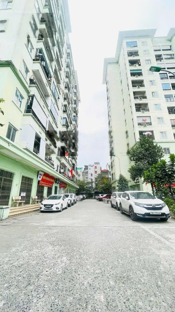 Bán chung cư x2 ngõ 214 nguyễn xiển.65m2.tầng trung.2pn.2 wc. 1 khách.1 bếp.nội thất cb. giá 4tỷ95