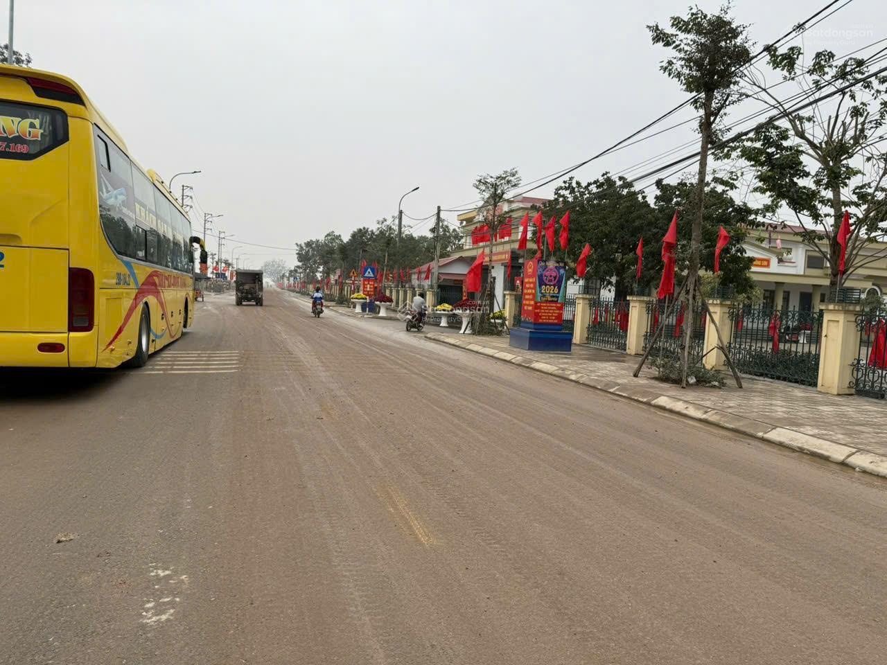 Chính chủ cần bán lô đất siêu đẹp tại xã Hồng Sơn, Hà Nội- Sổ đỏ chính chủ - chỉ 2xtr/m2
