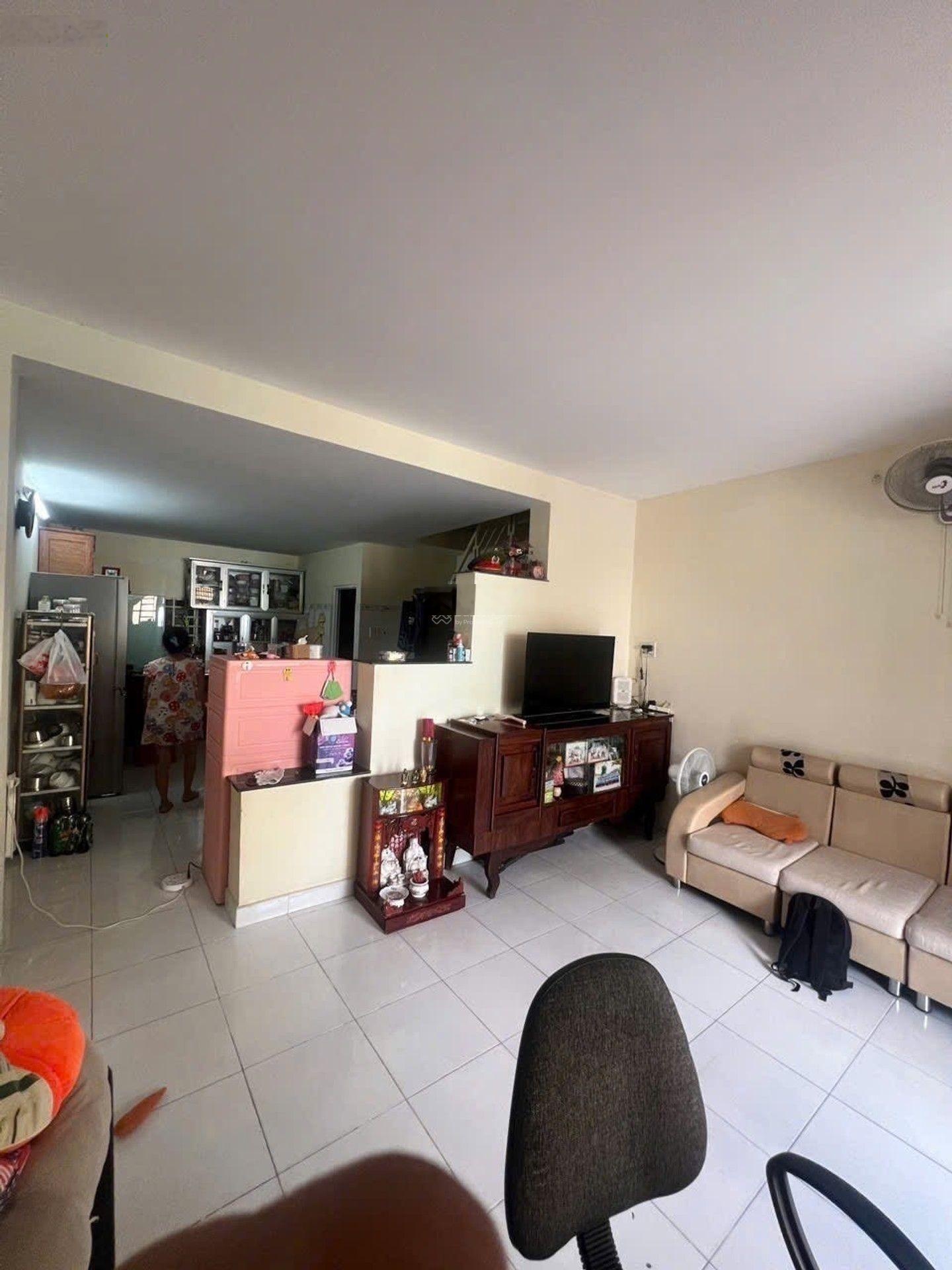Bán nhà q9 giá chỉ 3.4 tỷ - 2pn 2 tầng shr riêng - gần lê văn việt - dọn ở ngay hot